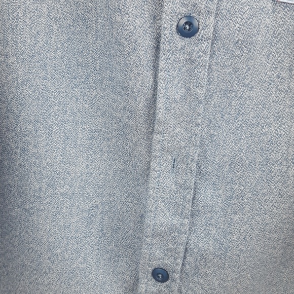 On The Byas Button Up Top - Picture 6 of 8